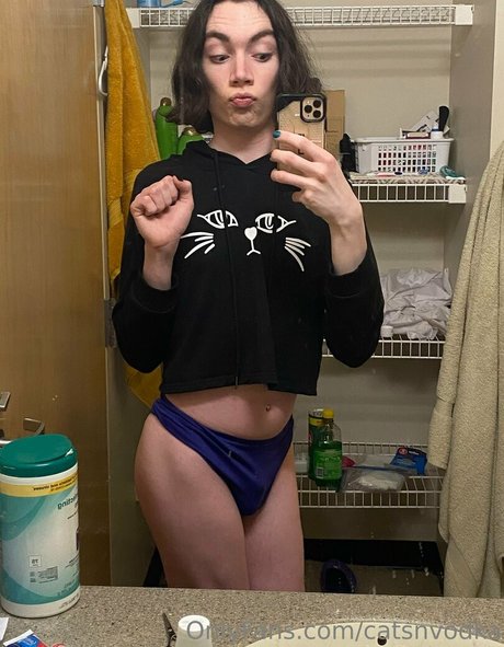 blonde en forme onlyfans haut photos