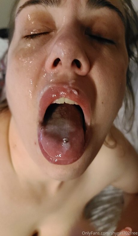 shygirl702lvfree actrice parfaite des photos