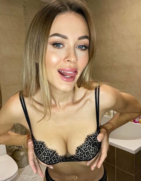 AnnaViktoriaSt top star photos