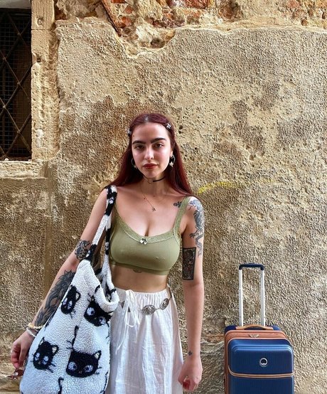 artbitch666 étoile nue photos