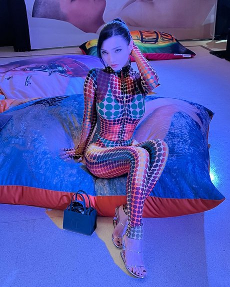 Aya Shalkar mannequin images