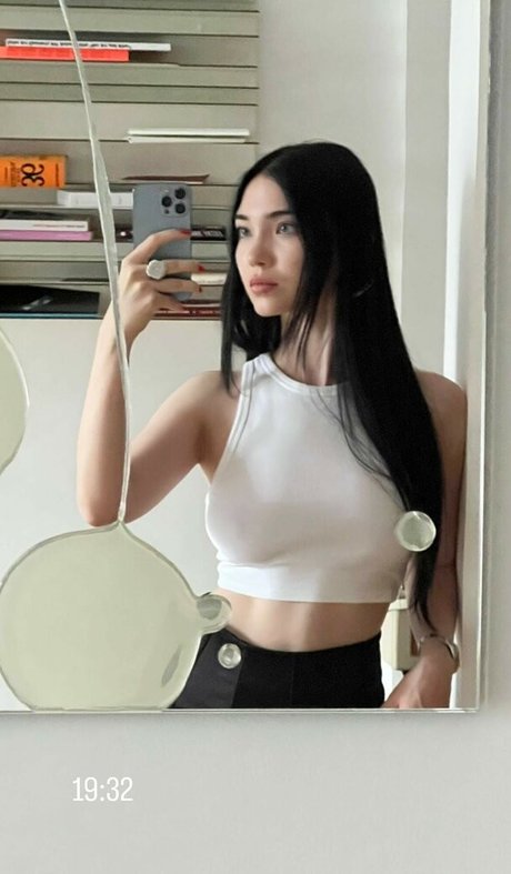 Aya Shalkar star du porno belle images