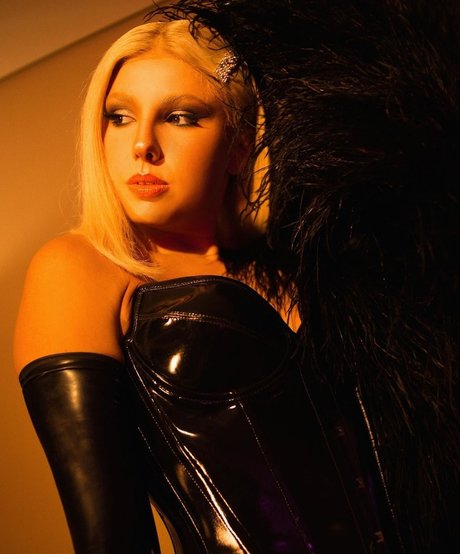 modèles uniquementfans nu parfait img