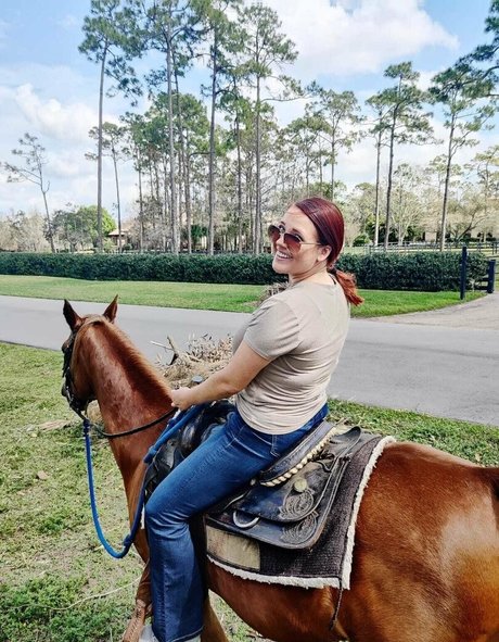 annabellerogersfree top star image