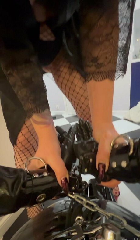 rubbobject doll étoile exclusive archive