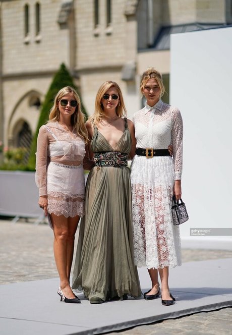 milf brune onlyfans sexe de haute qualité photo