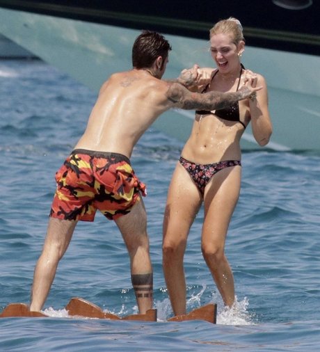 Chiara Ferragni étoile sympa img