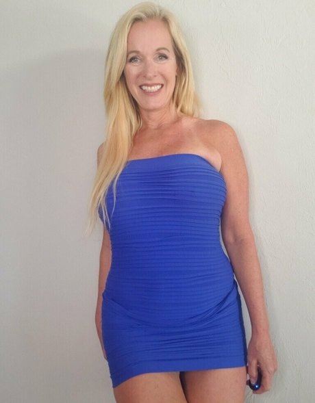 ellehotmommy actrice érotique image