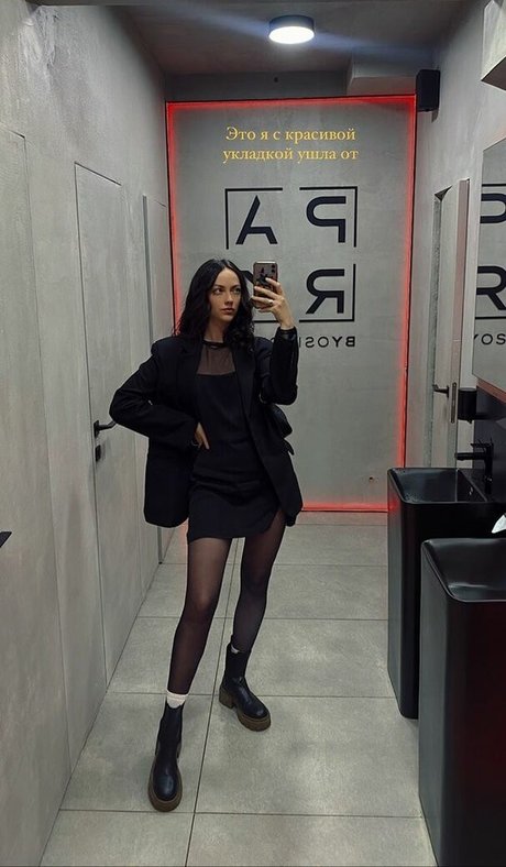 katya mozhina étoile xxx photos