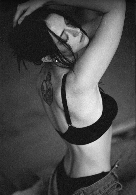 katya mozhina star du porno gratuite galerie