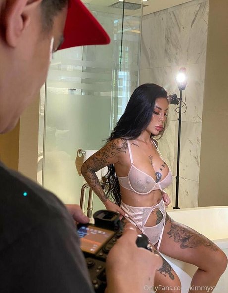 fans féminines populaires uniquement porno nus image