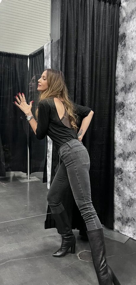 Charisma Carpenter meilleur modèle des photos