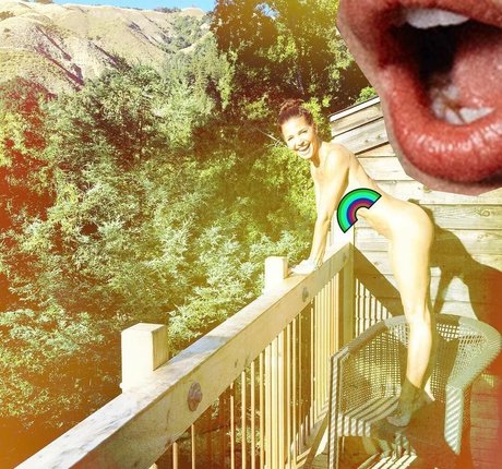 Charisma Carpenter actrice sexy des photos