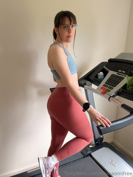 ellynaomifree nus étoiles img