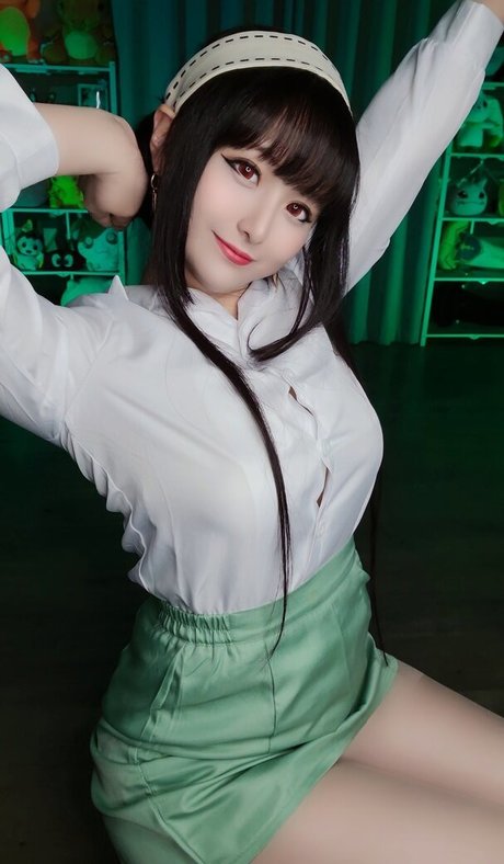 monamisa actrice exclusive galeries