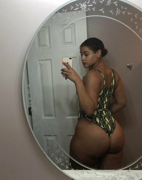 bbw épais uniquementfans xxx haute qualité image