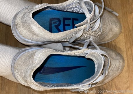 fétichisme des pieds ébène onlyfans adulte en haute qualité img