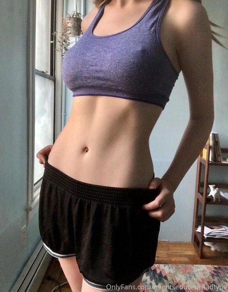 yoga asiatique uniquement pour les fans assez érotique photos