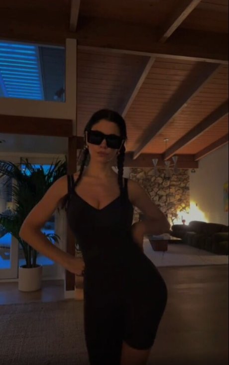 gros seins branlette espagnole onlyfans porno meilleur galerie