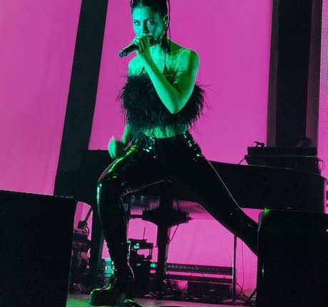 Marina Diamandis actrice xxx des photos