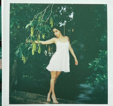 Effy Jones actrice de grande qualité image