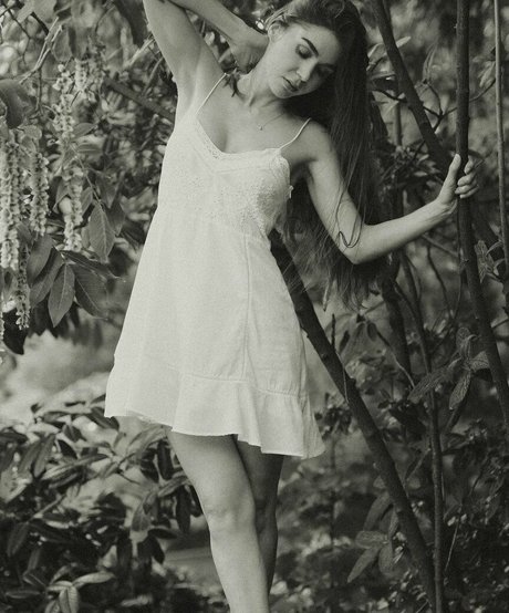 Effy Jones beau modèle des photos