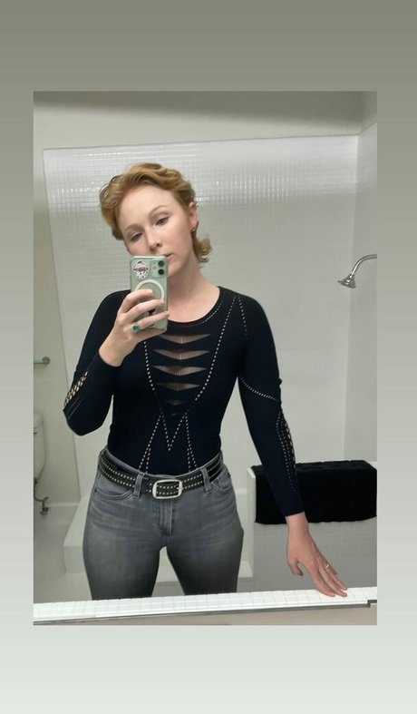 Molly Quinn actrice porno image