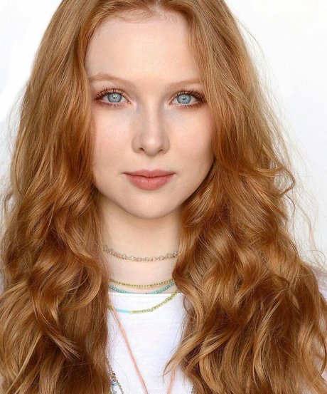 Molly Quinn étoile sympa collection