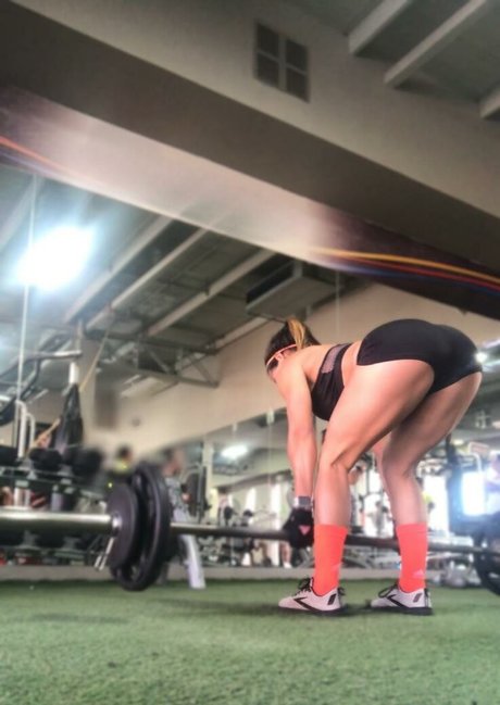 Sara Miller haut de star du porno archive