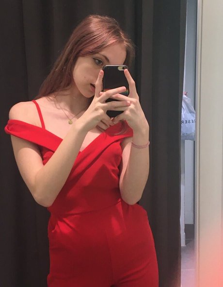 Rain Likes You belle actrice photo