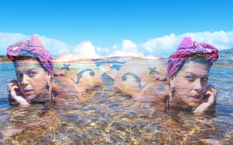 baisers lesbiens onlyfans beau image