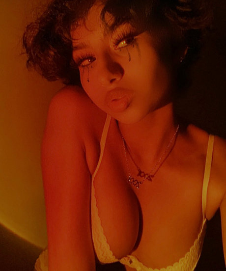 theultimatedeciever sexe star du porno photos