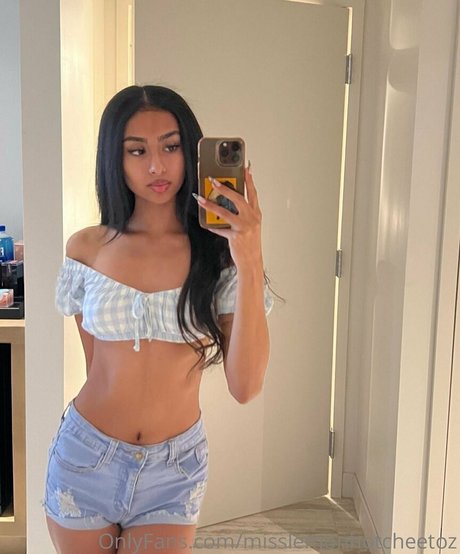 theultimatedeciever jolie actrice des photos