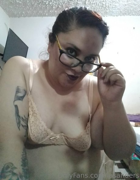 fans de gothique asiatique uniquement nu de haute qualité photo