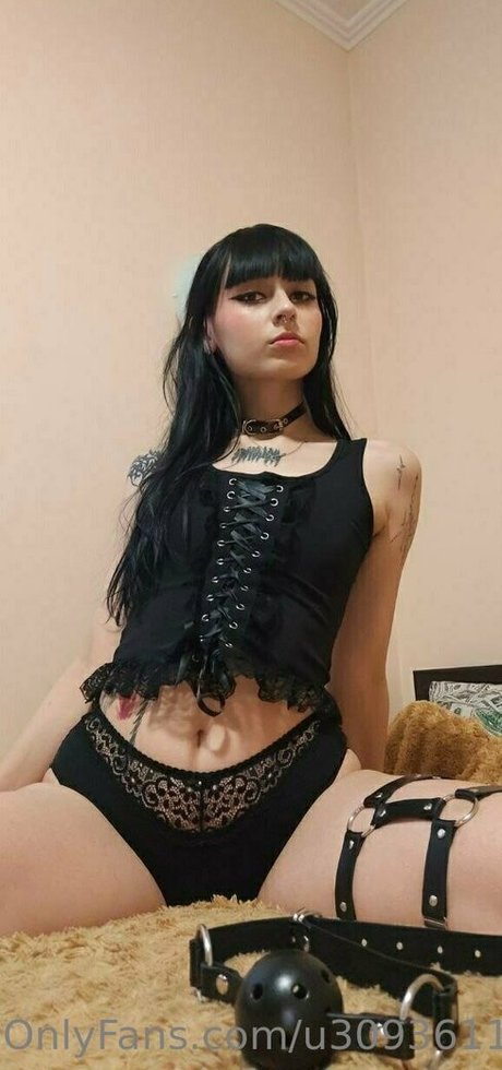 naomi bright étoile nue galerie