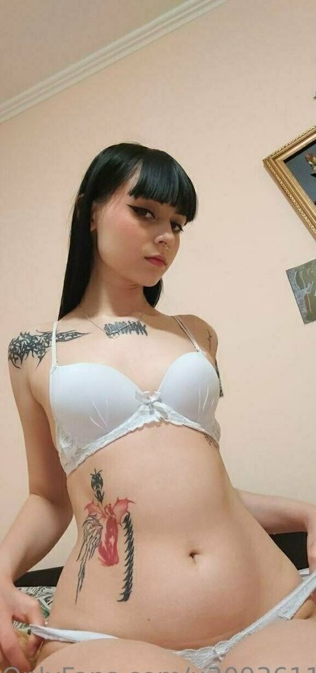 naomi bright modèle magnifique photos