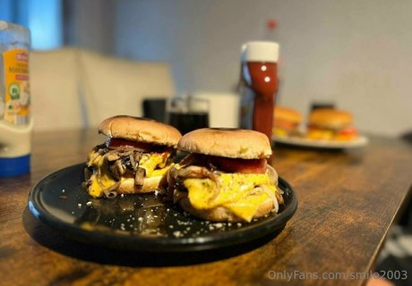 smile2003 joli modèle des photos