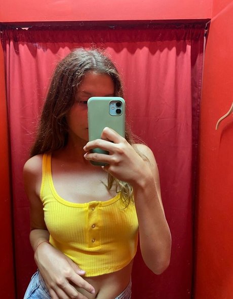 chaton courbé onlyfans xxx chaud galerie