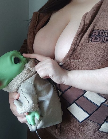 Lady McBosom star du porno chaude photos