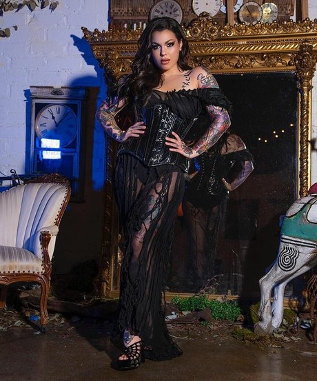 Baileysarian modèle érotique image