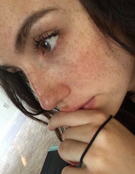 fellation asiatique onlyfans art de haute qualité img