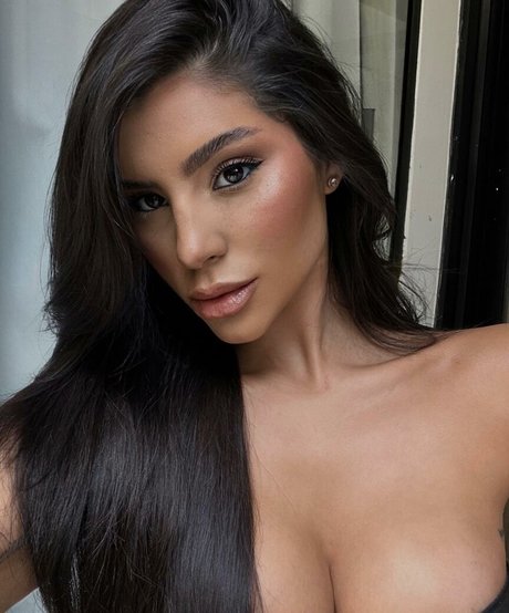 Yris Araujo top star photos