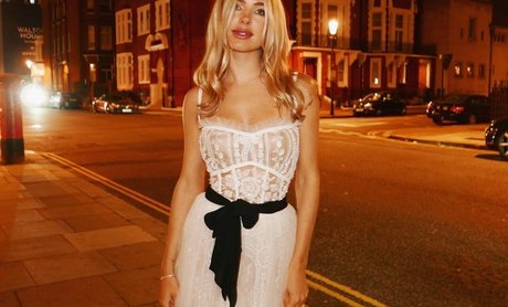 Kimberley Garner étoile hd img