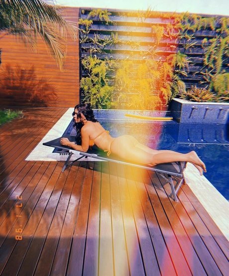 Ana Mosconi modèle sympa photo