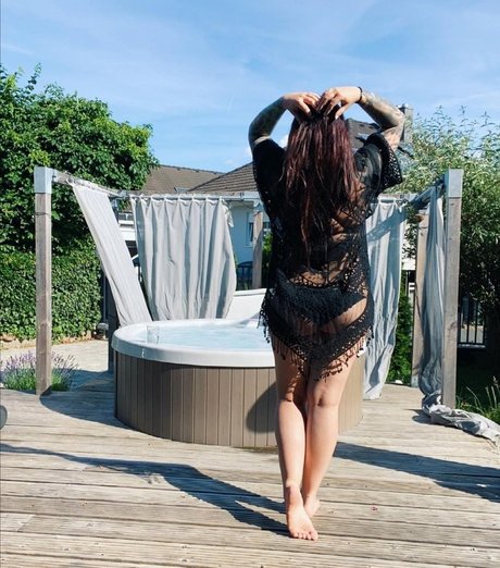 Missrage actrice chaude image