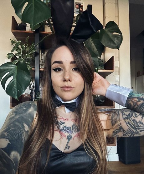 Missrage modèle xxx image