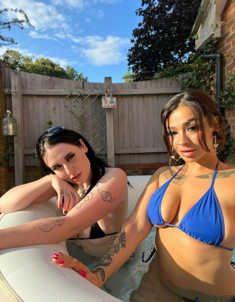 pom-pom girl asiatique onlyfans plutôt parfait img