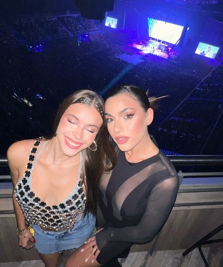 Anabel Hernandez haut étoile images