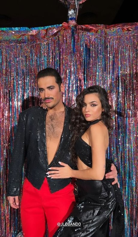 Anabel Hernandez étoile nue photo