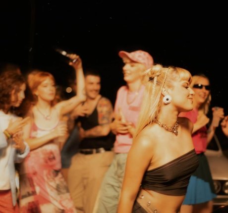 Alba Reche étoile de l'art galeries